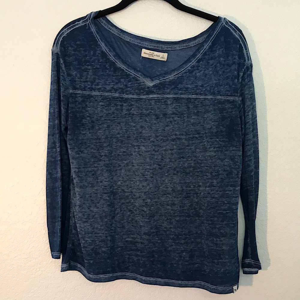 Abercrombie Light Weight (sheer) Long Sleeve sz S